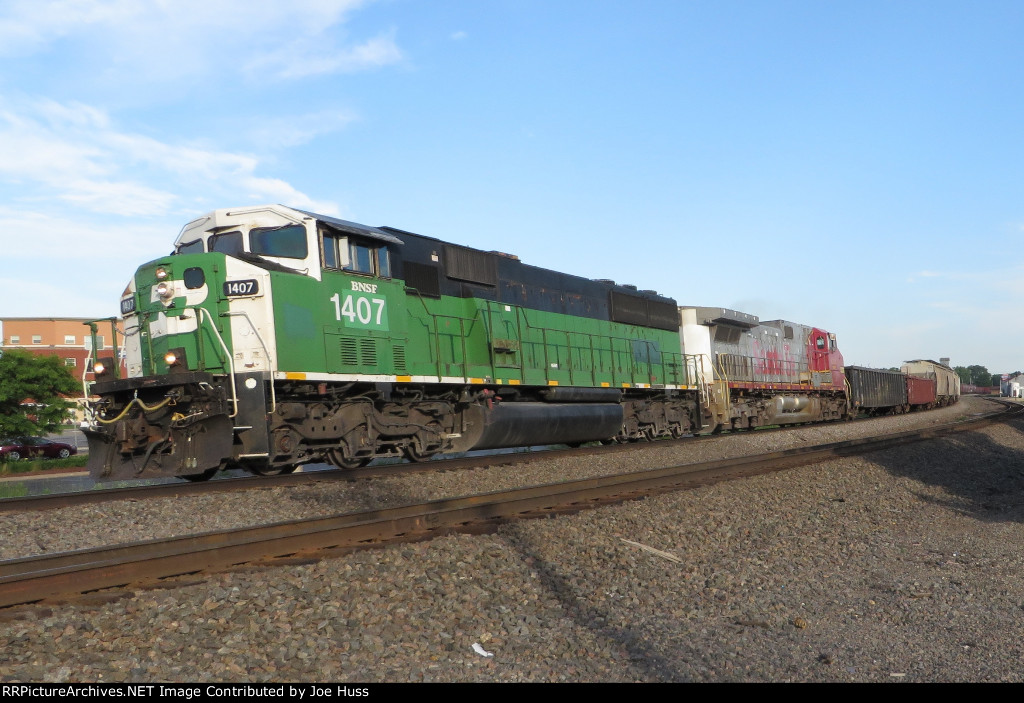 BNSF 1407 East